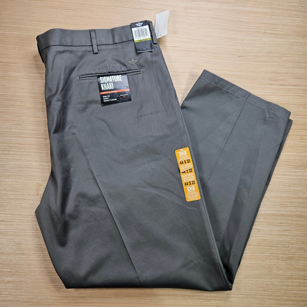 Dockers D3 Classic Fit Signature Pant Men 44x32 Grey Flat Front Wrinkle Free NEW